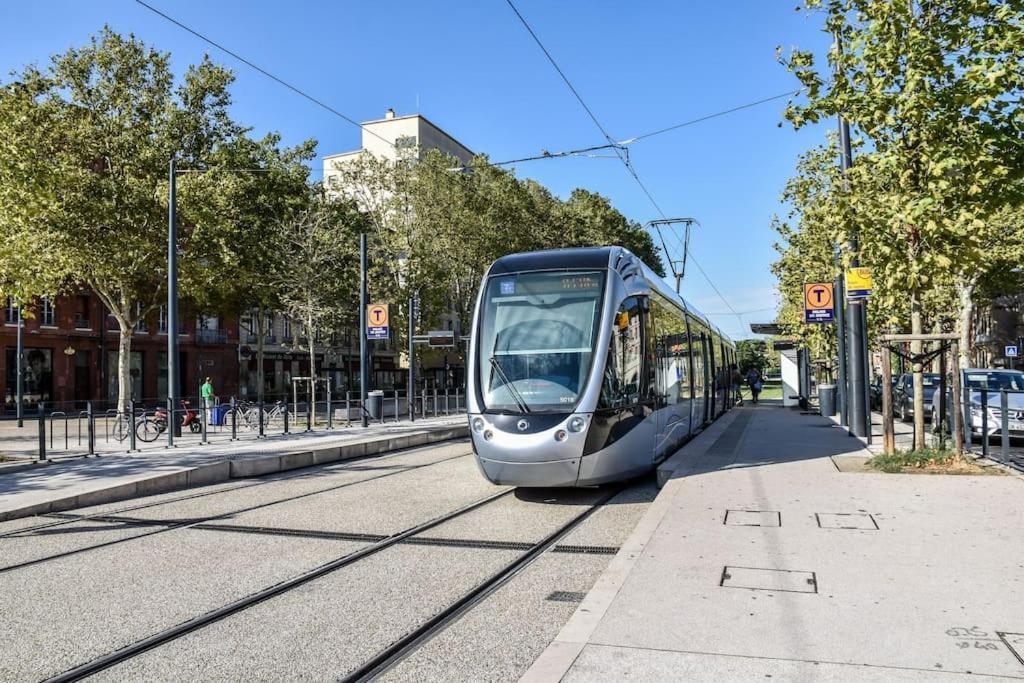 1 Bedroom/Clim/Wifi, St Michel Station Toulouse Kültér fotó