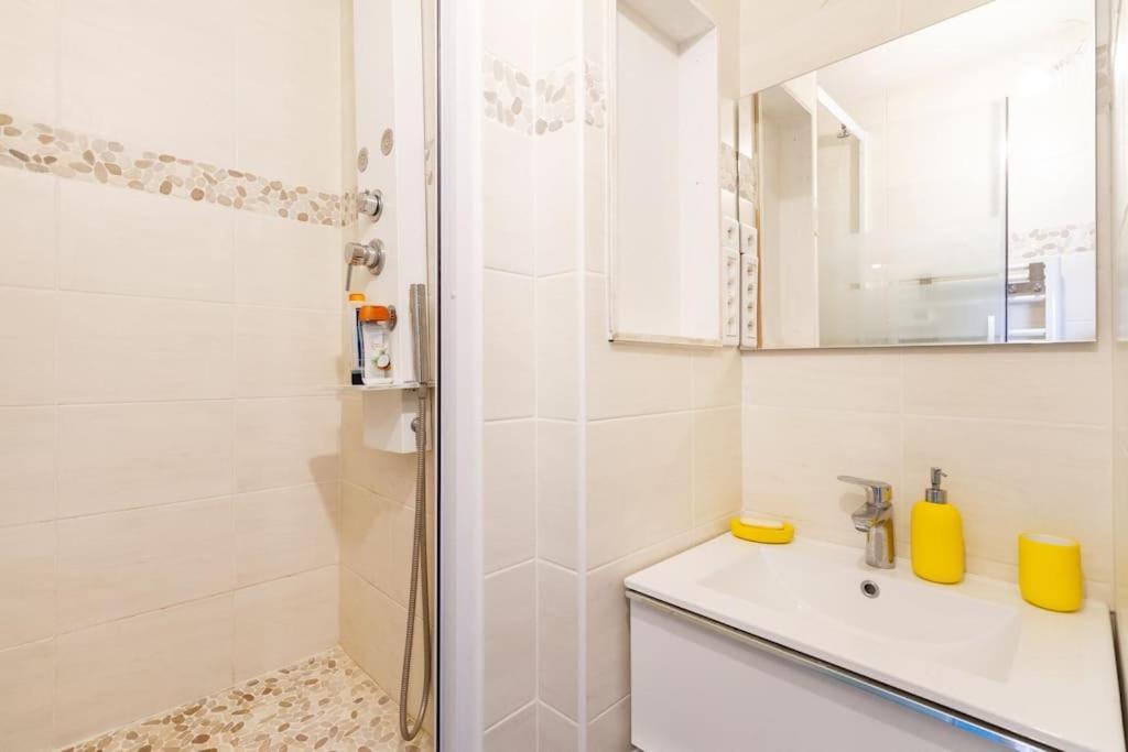 1 Bedroom/Clim/Wifi, St Michel Station Toulouse Kültér fotó